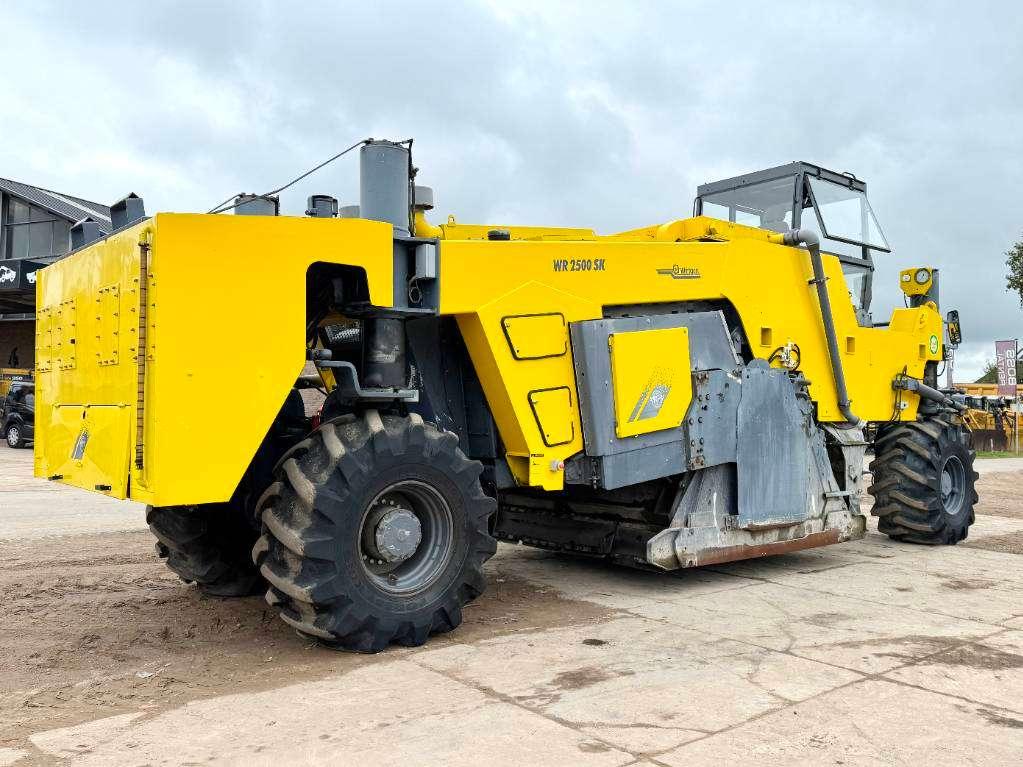 Wirtgen WR2500SK - Dutch Machine / Extra Miller and Tires Photo 5