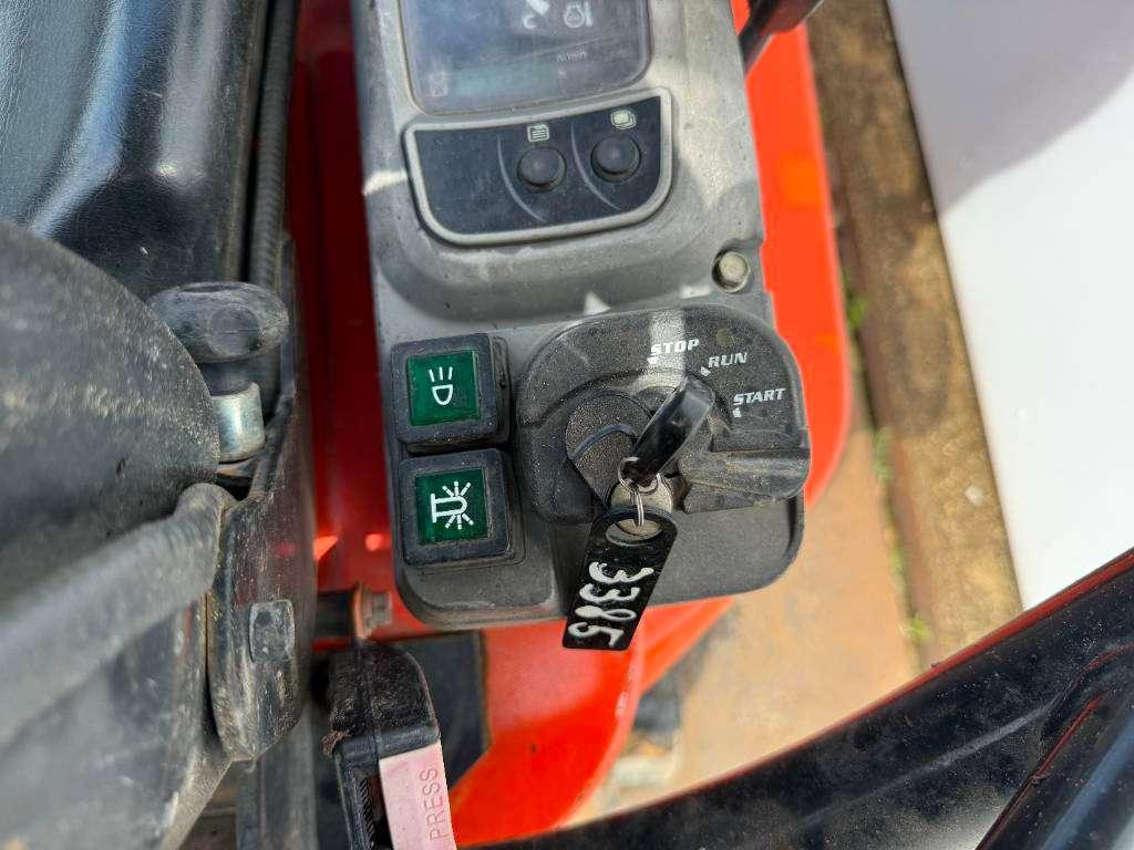 Kubota U17-3 - Hydr. Undercarriage / Hammer Lines Photo 10