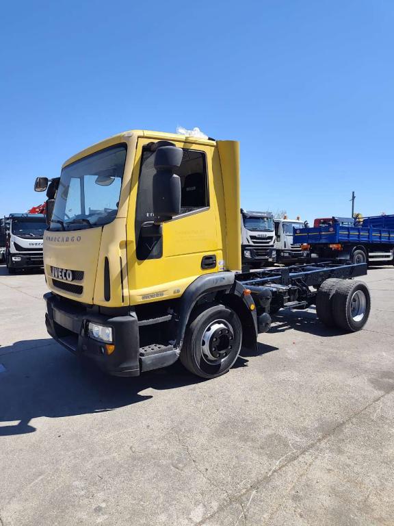 Iveco EUROCARGO 120E28P Photo 19