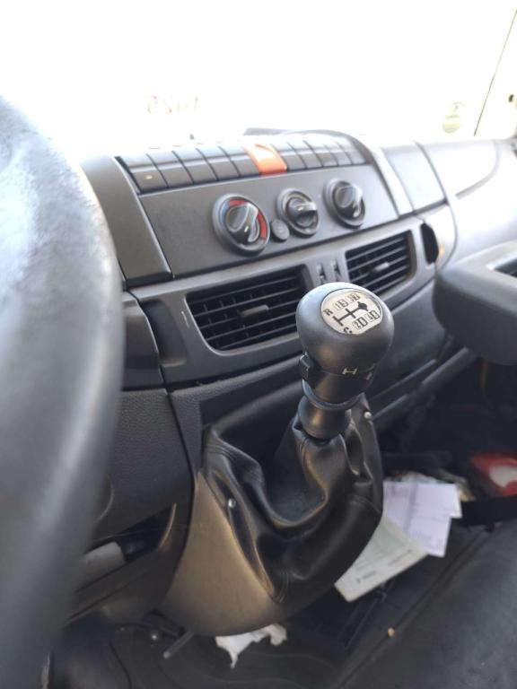 Iveco EUROCARGO 120E28P Photo 4
