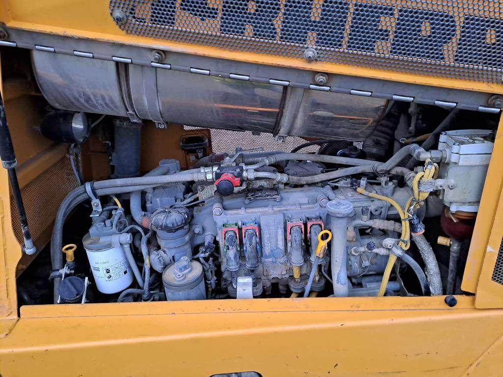 Liebherr PR 736 LGP Photo 23