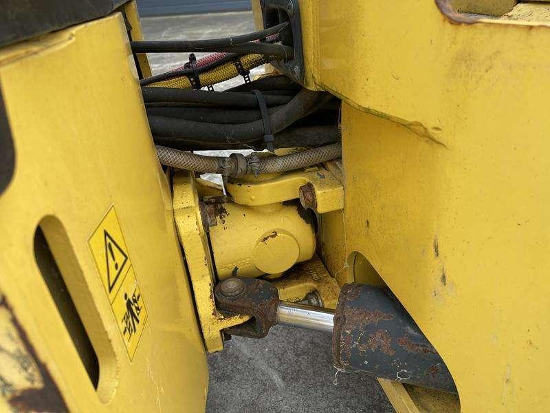Bomag BW 100 ADM-5 Photo 13