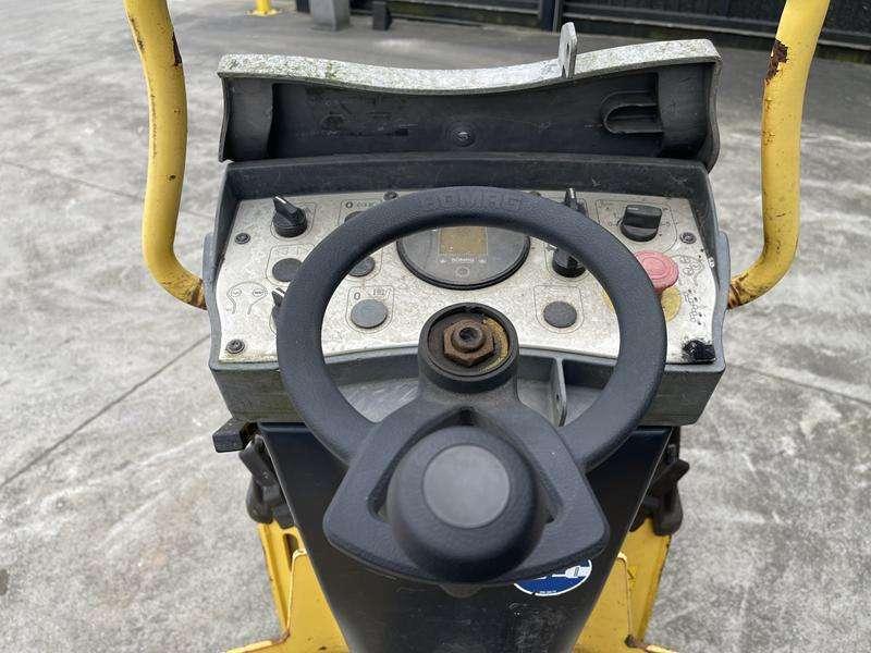 Bomag BW 100 ADM-5 Photo 15