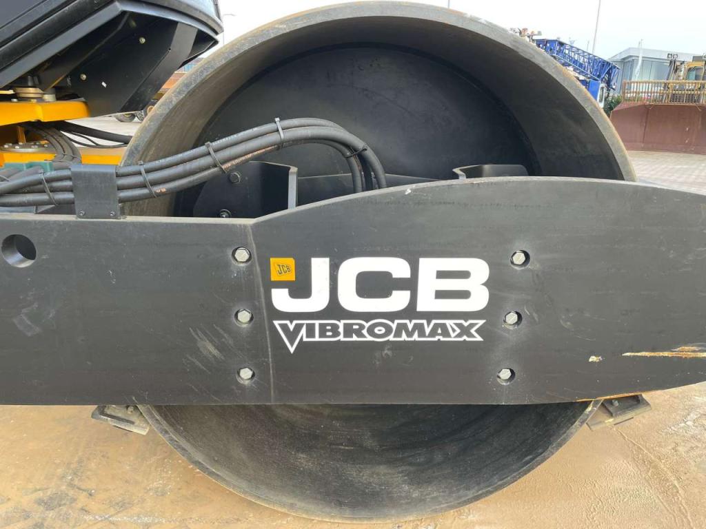 JCB VM166D (15.5t) Photo 12