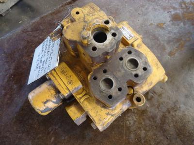 Distributeur de direction pour Fiat Allis FR35 - CODICE 73136616 en vente par OLM 90 Srl