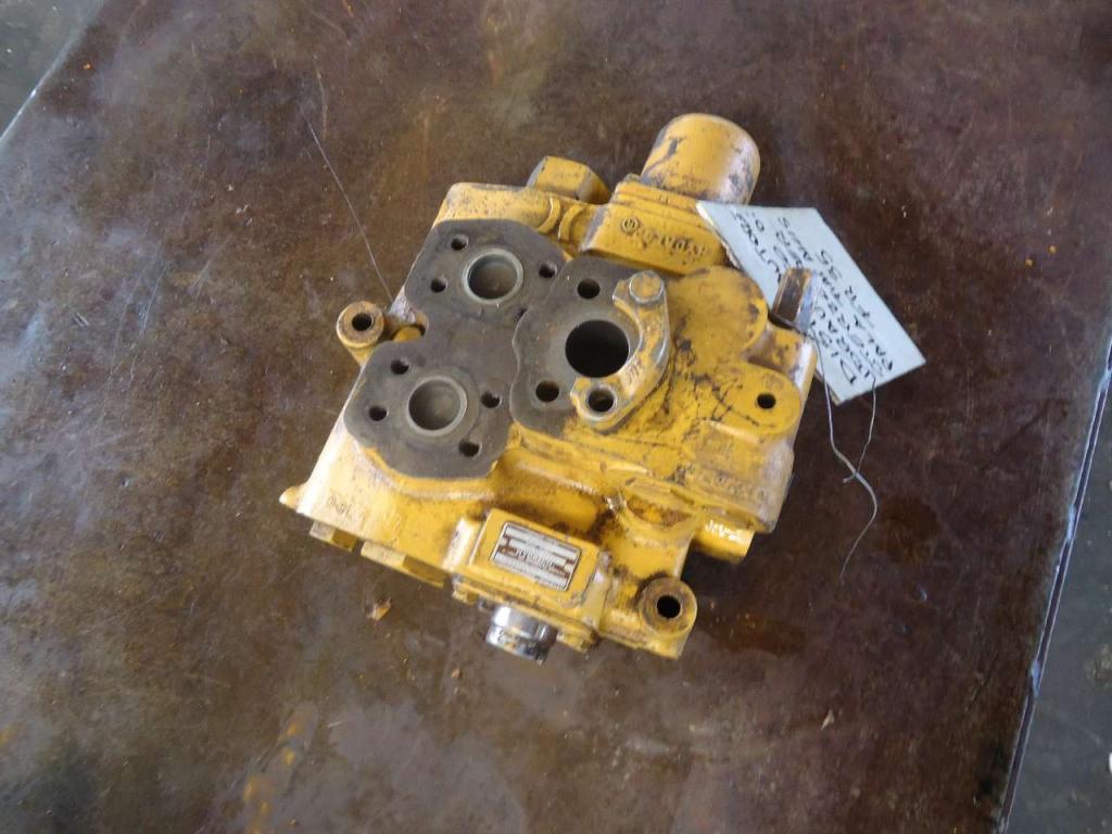 Distributeur de direction pour Fiat Allis FR35 - CODICE 73136616 Photo 2