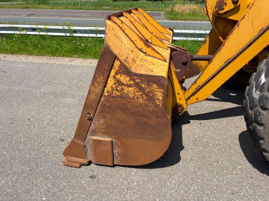 Caterpillar 928F Photo 10