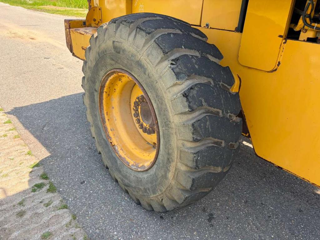 Caterpillar 928F Photo 14