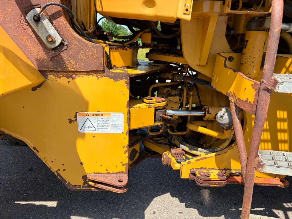 Caterpillar 928F Photo 21