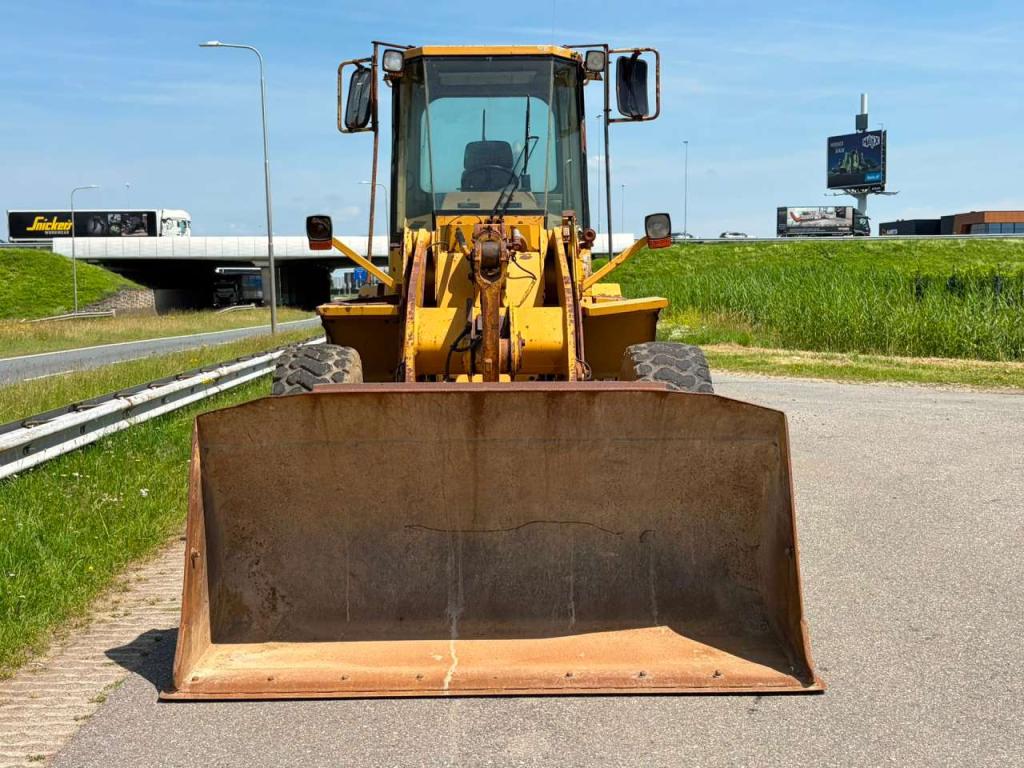 Caterpillar 928F Photo 8