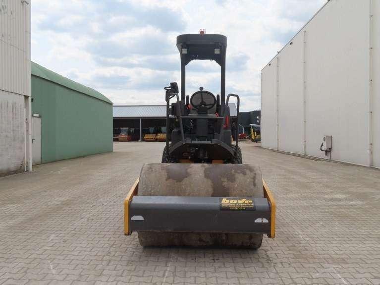 Volvo SD45B Photo 7
