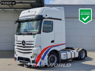 Mercedes-Benz Actros 1848 Actros 4X2 GigaSpace Mega 2x Tanks ACC Navi Standklima en vente par BAS World B.V.