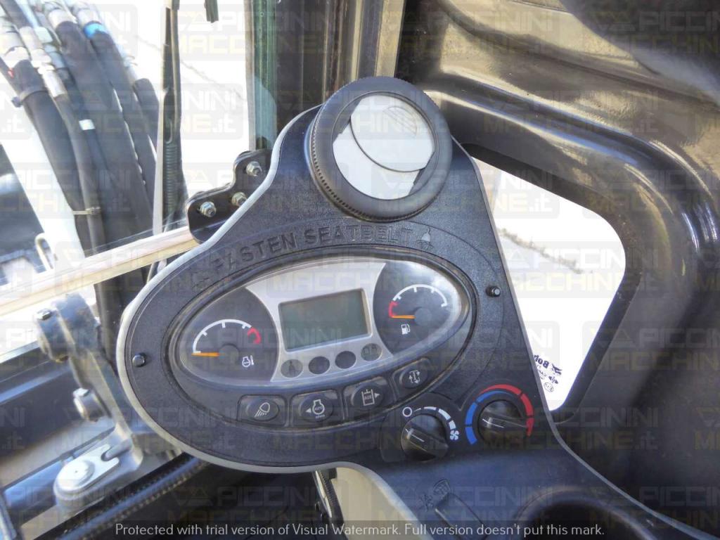 Bobcat E55 Photo 21