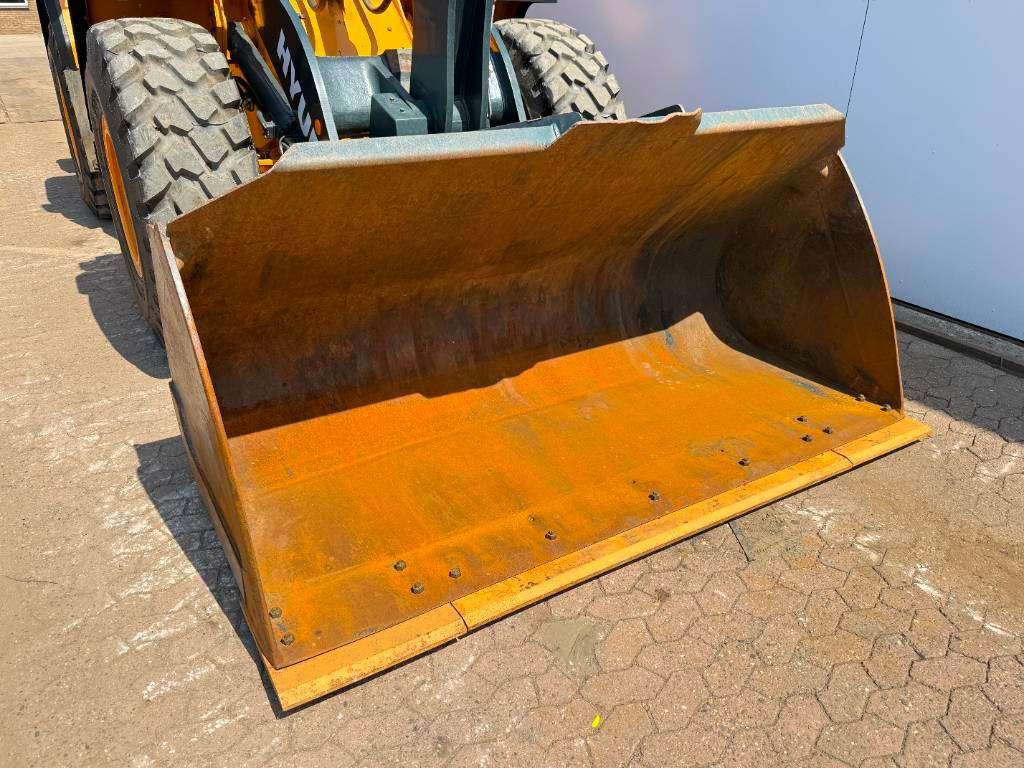 Hyundai HL940A - Weight System / Automatic Greasing Photo 20