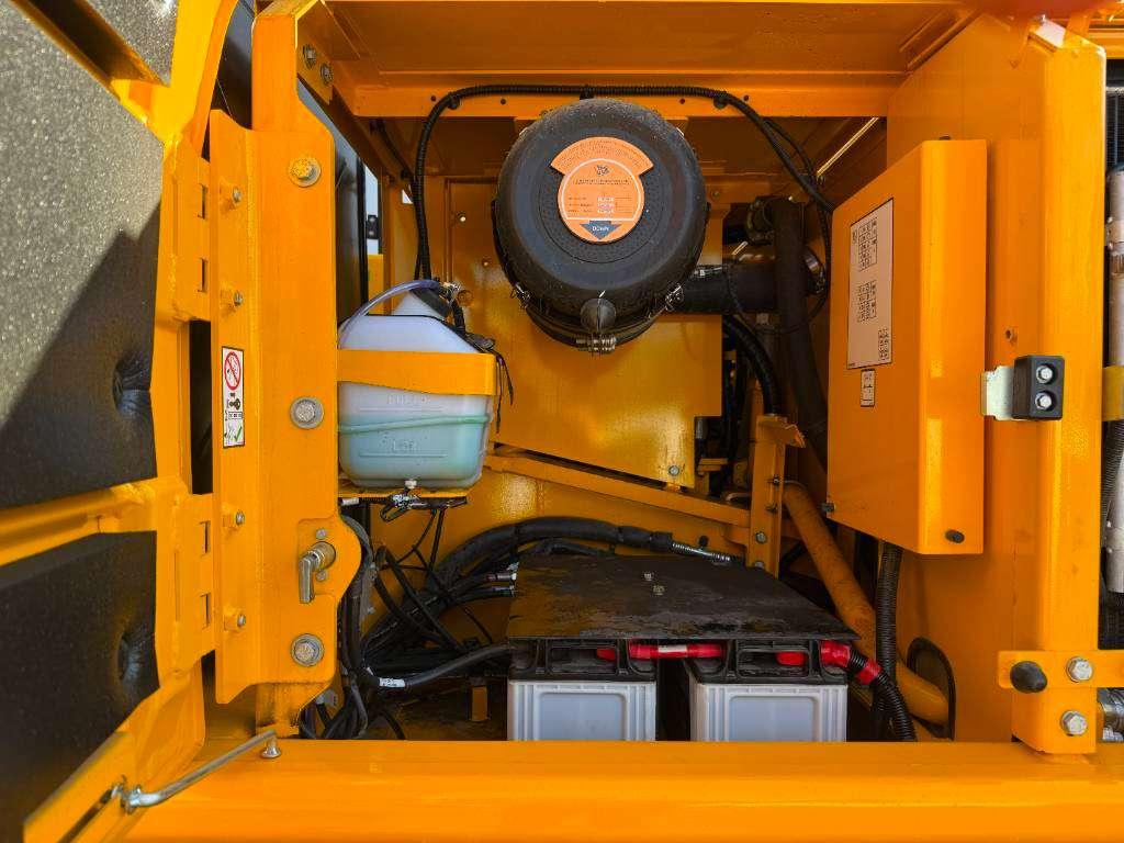 JCB 205 *2026 Model* New / Unused / Hammer Lines Photo 22
