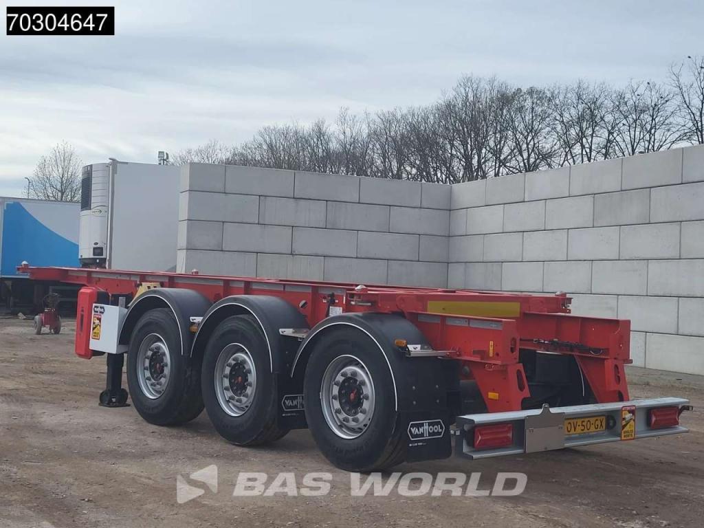 Van Hool 20Ft Photo 3