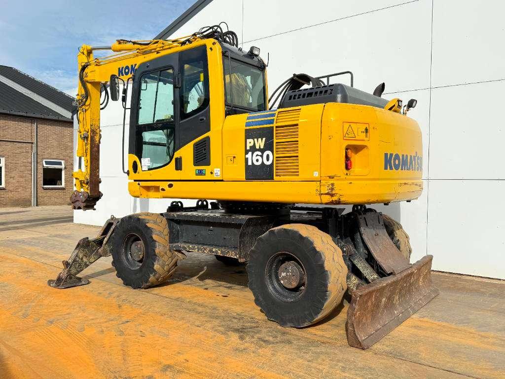Komatsu PW160-8 - Triple Boom / Blade / Hammer Lines Photo 3
