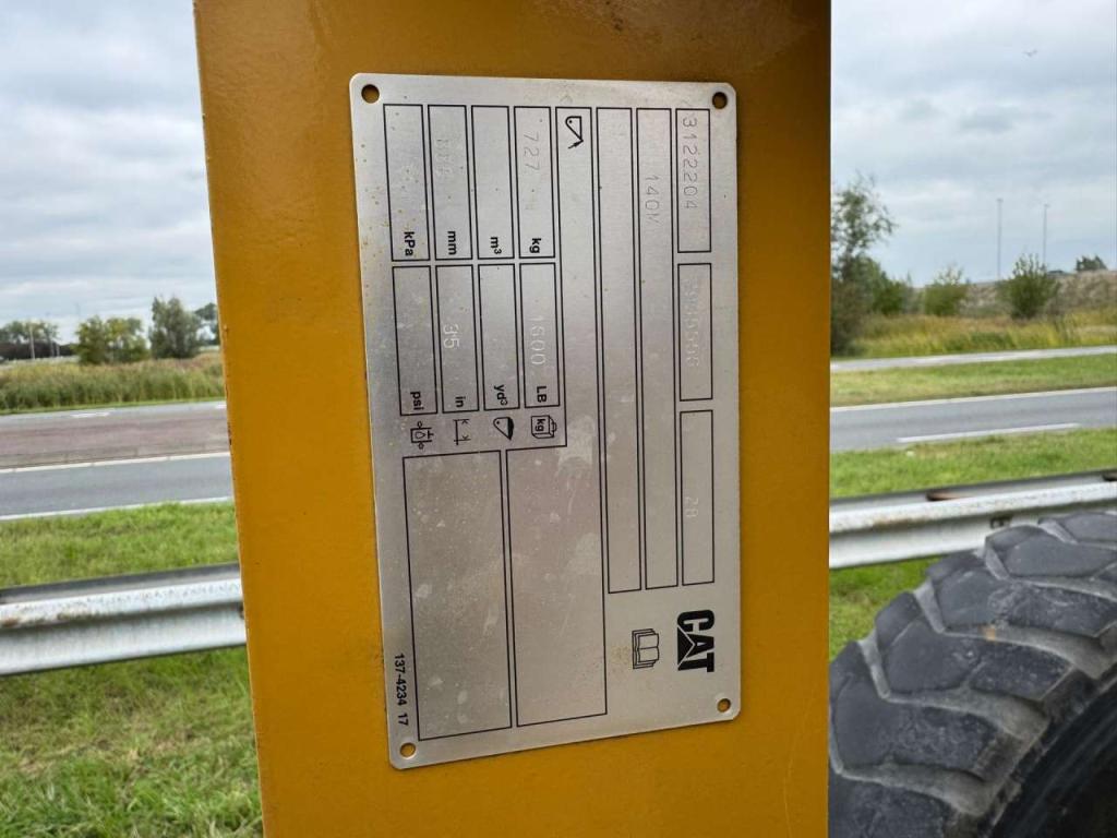 Caterpillar 140M Photo 25