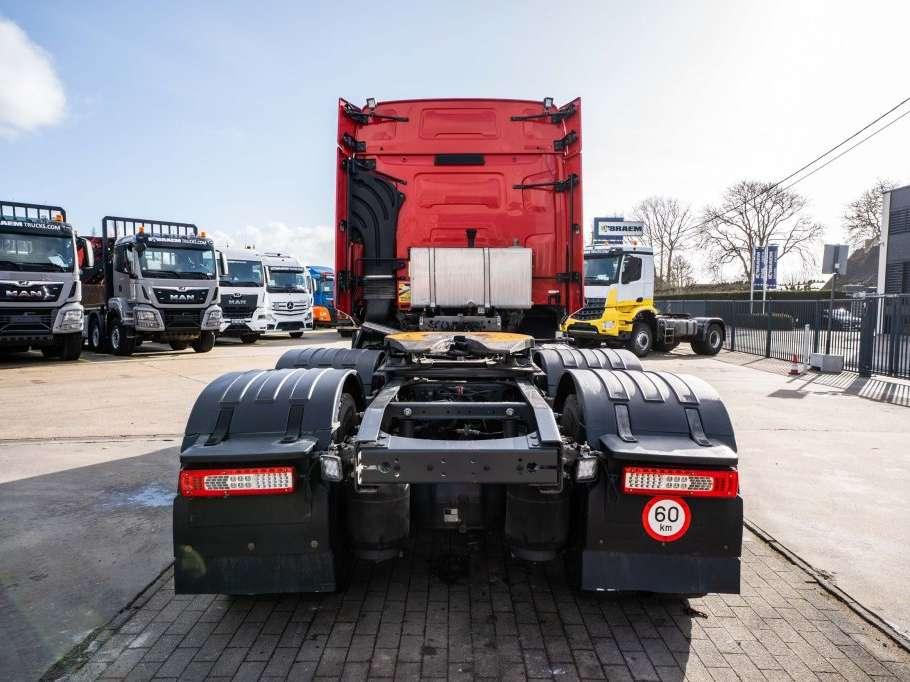 Renault C520-6x4 + HYDR. + INTARDER Photo 5