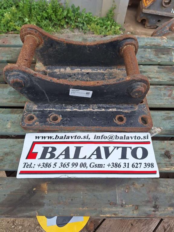 UNI40 for 5-7 ton excavators Attachment plate Photo 1