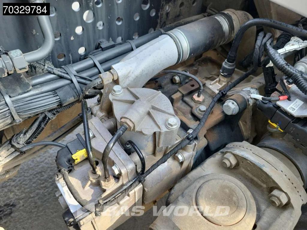 Mercedes-Benz Actros 1846 4X2 ClassicSpace Retarder Hydraulik ACC Navi Photo 17