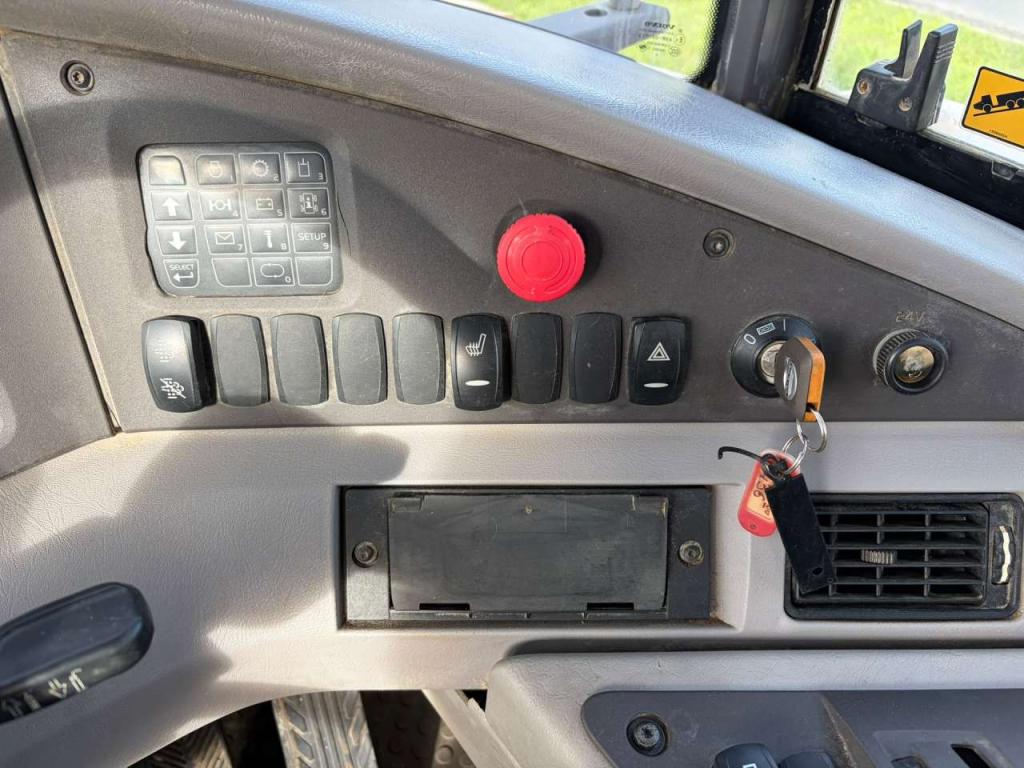 Volvo A30F Photo 24