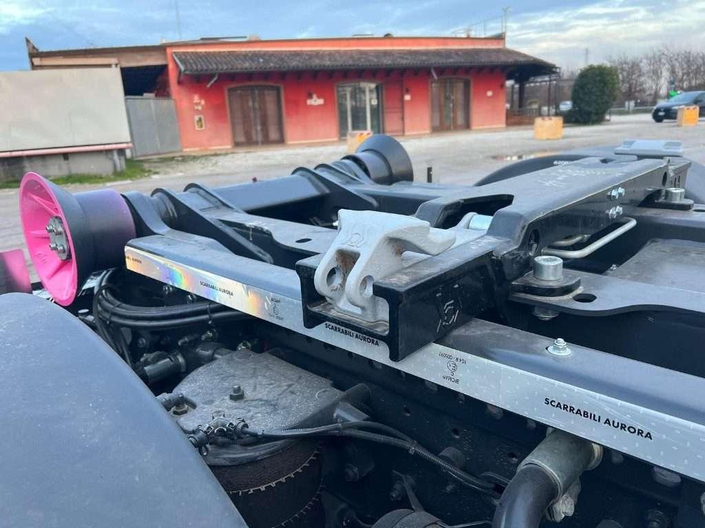 Iveco X-WAY AD260 SCARRABILE Photo 12