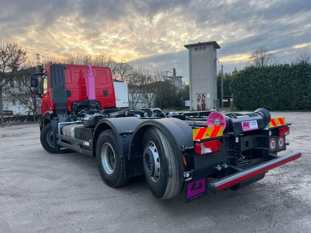 Iveco X-WAY AD260 SCARRABILE Photo 2