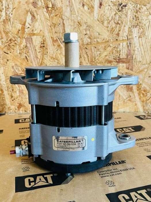 Alternateur pour Caterpillar G3516, G3512 Photo 1