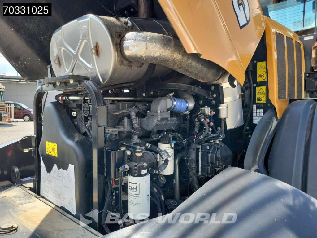 Case 821 G Photo 13