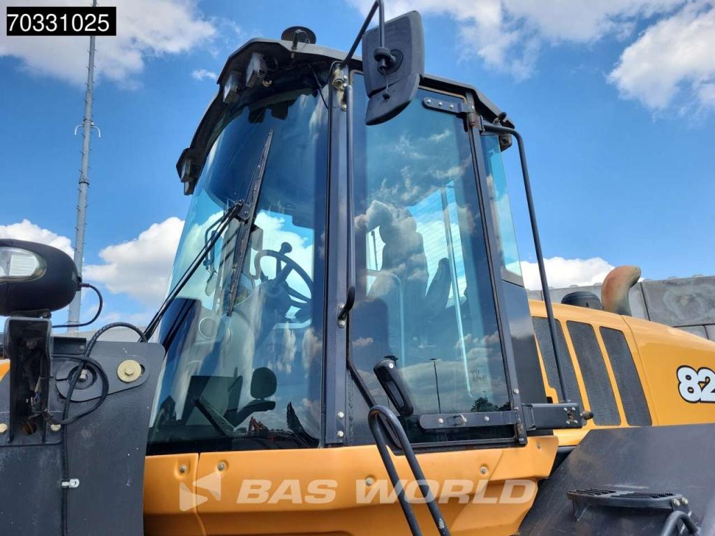 Case 821 G Photo 15