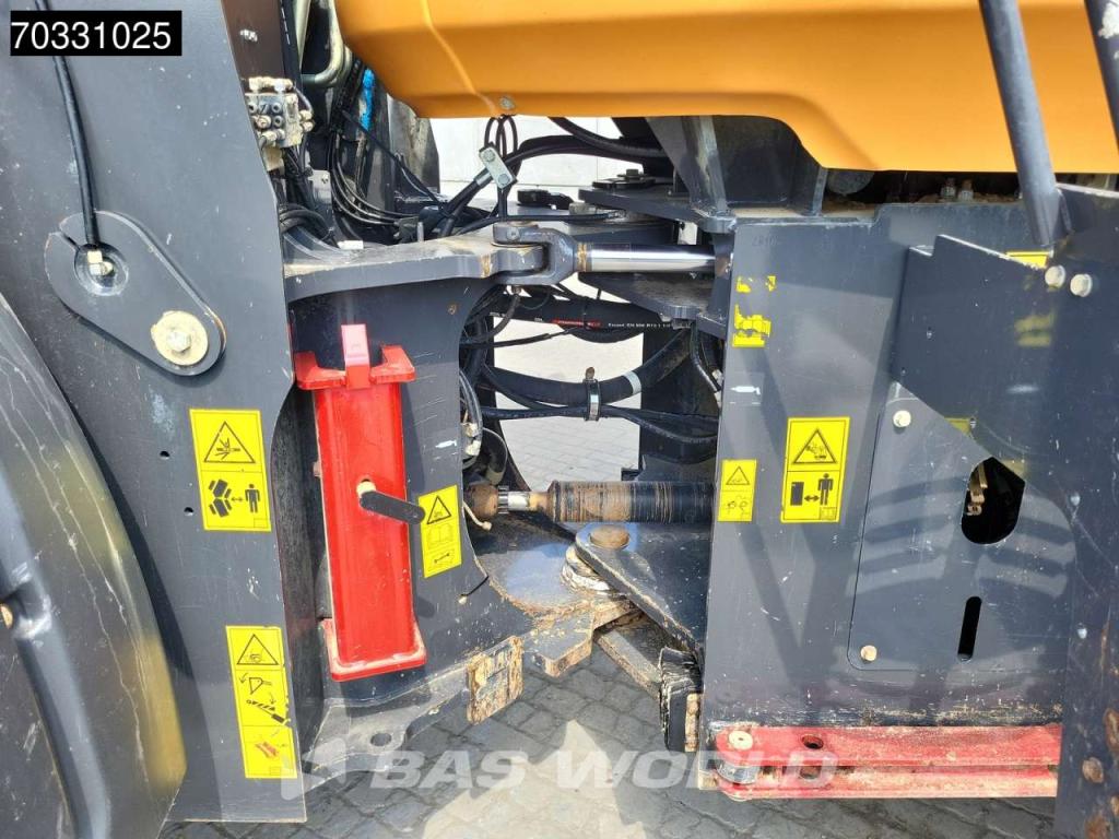 Case 821 G Photo 16