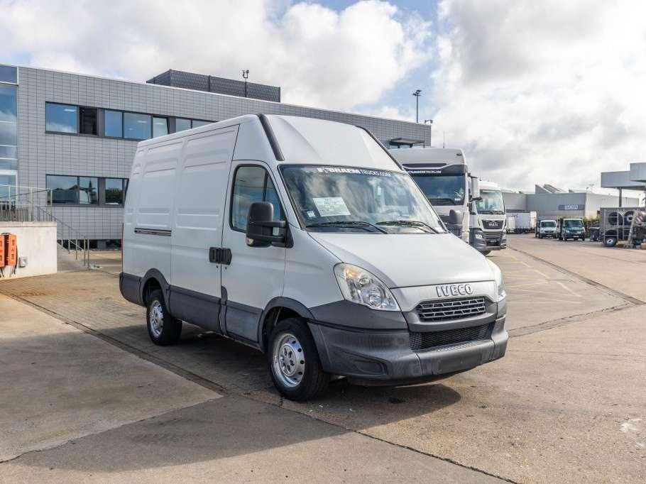 Iveco DAILY 35S17-3.0D Photo 7