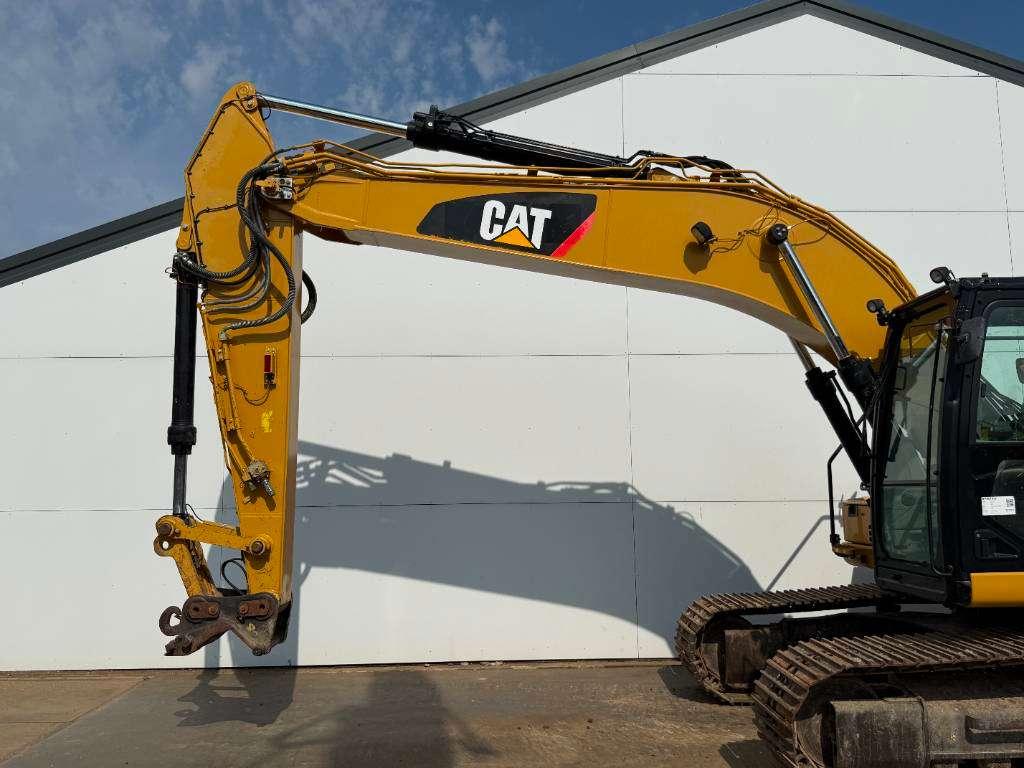 Caterpillar 323FL - Hammer Lines / Quick Coupler Photo 13