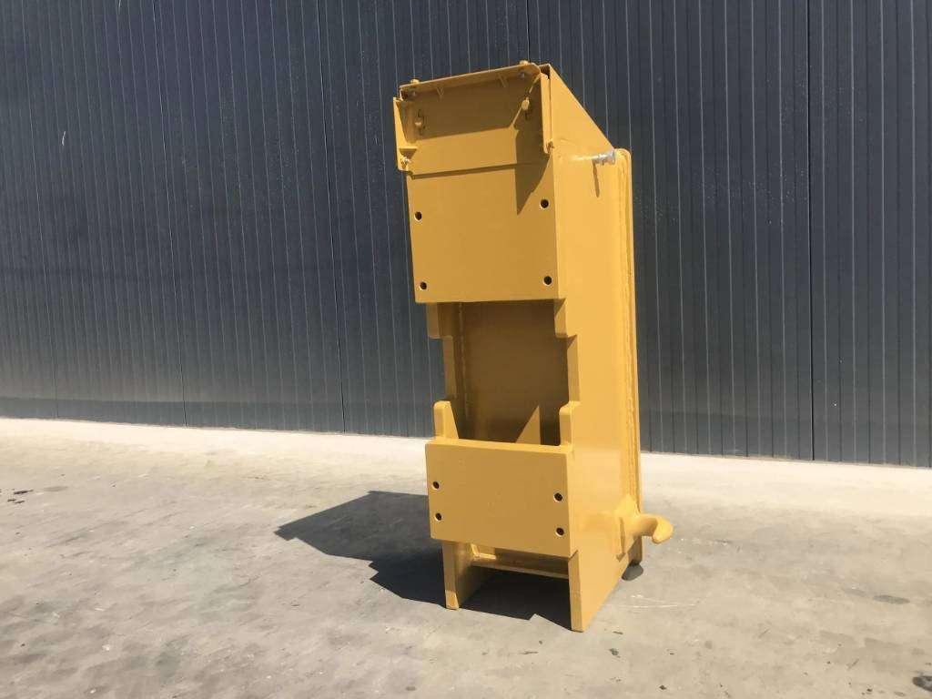 Caterpillar 140K Photo 6