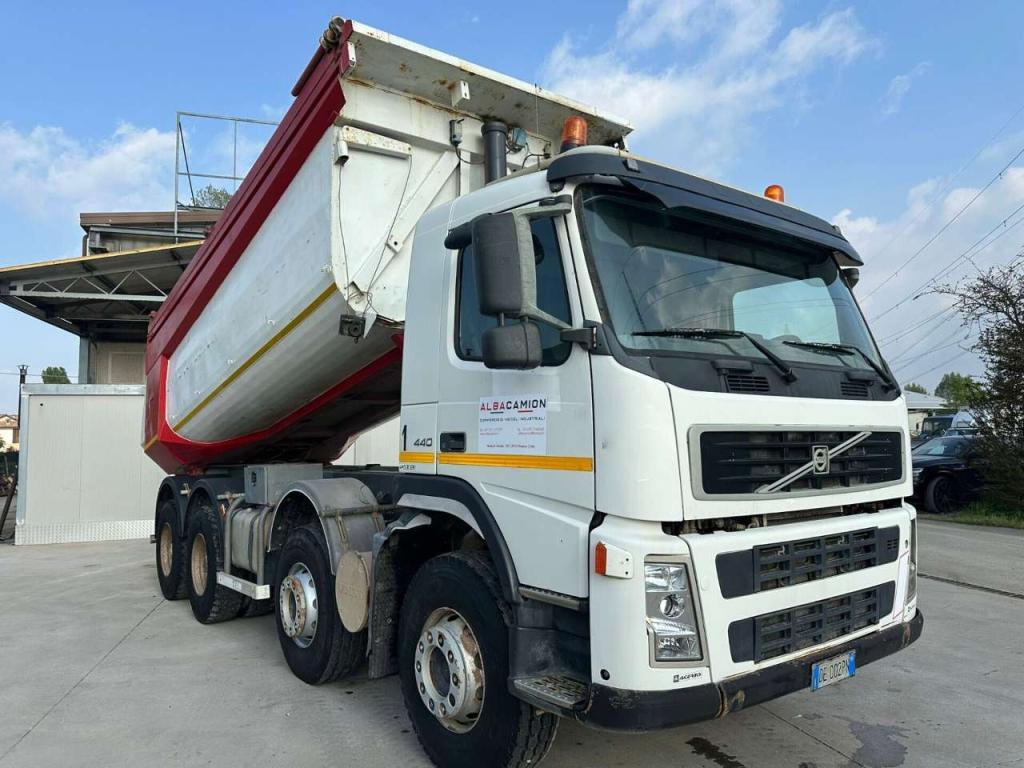 Volvo fm 12 440 Photo 10