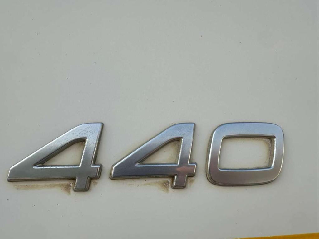 Volvo fm 12 440 Photo 15