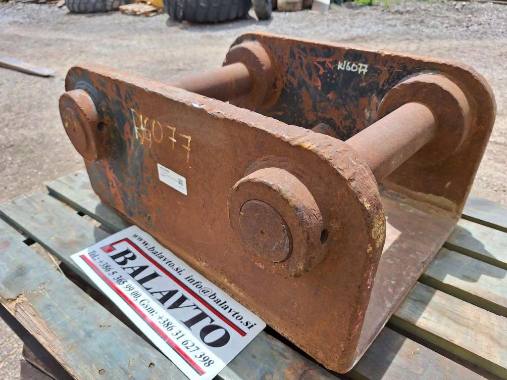 UNI80 for 20-25 ton excavators Attachment plate Photo 5