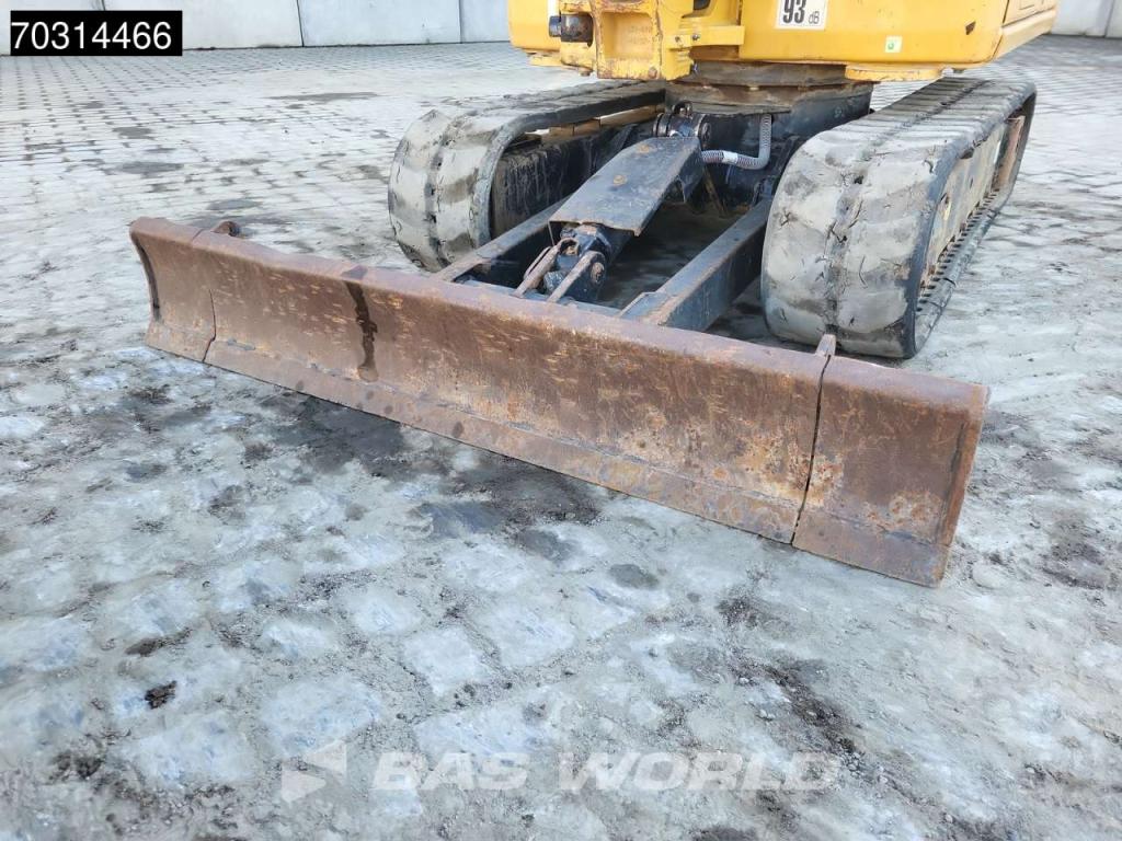 Caterpillar 301.8 Photo 30