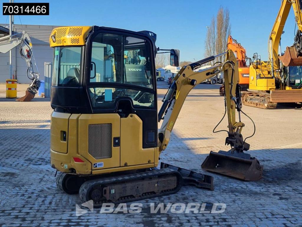 Caterpillar 301.8 Photo 7