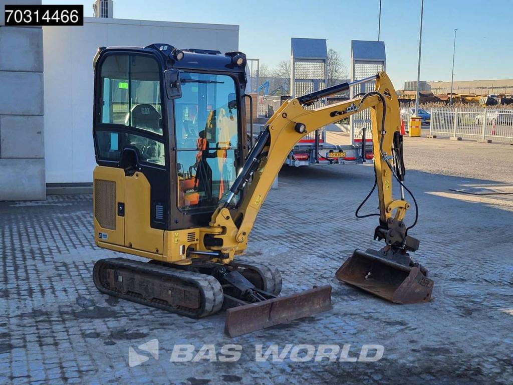 Caterpillar 301.8 Photo 8