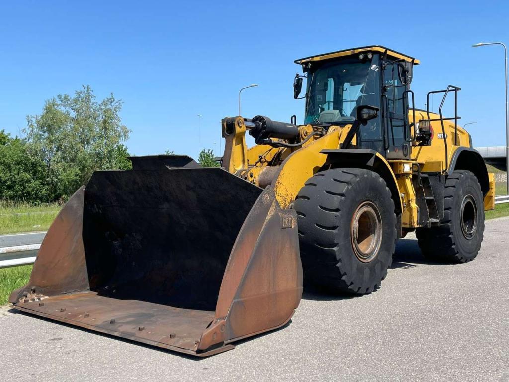 Caterpillar 972M Photo 2