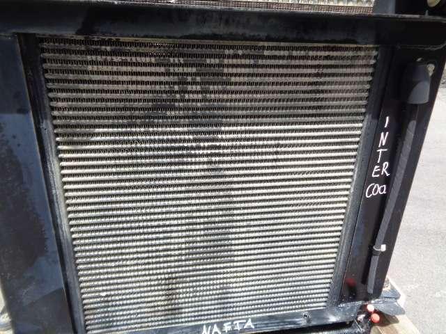 Radiateur pour Case 921 C Photo 2