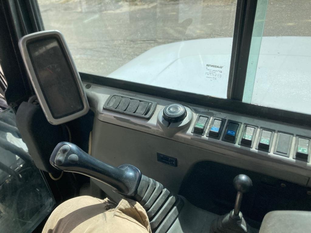 Bobcat E 60 Photo 10