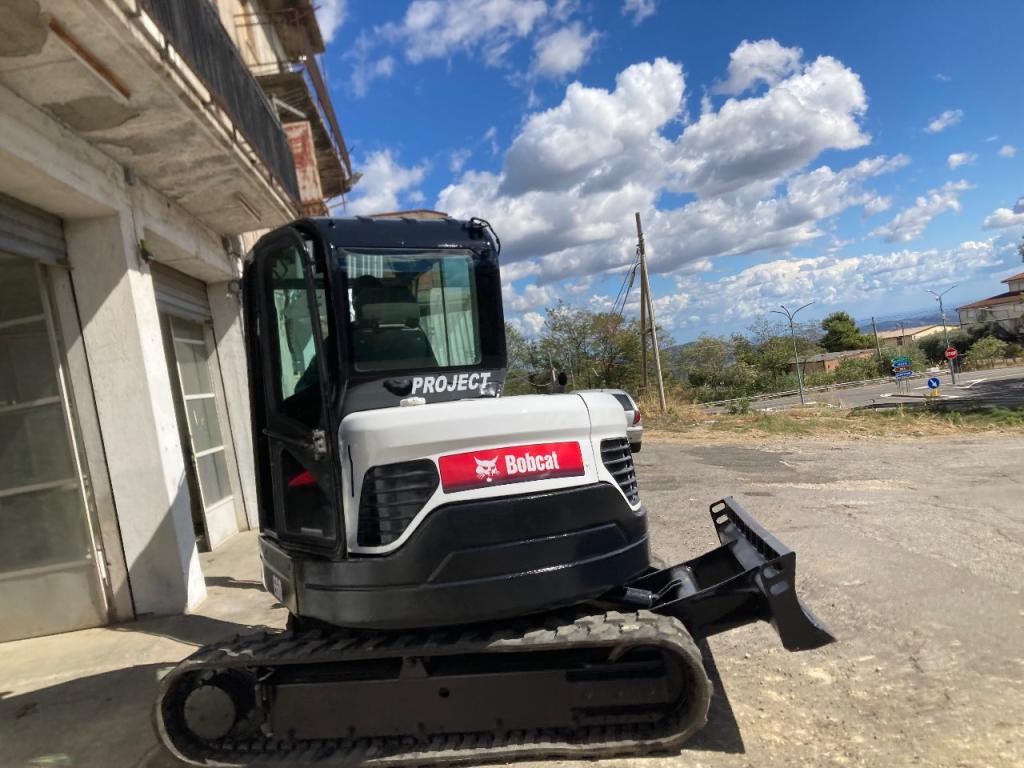 Bobcat E 60 Photo 9