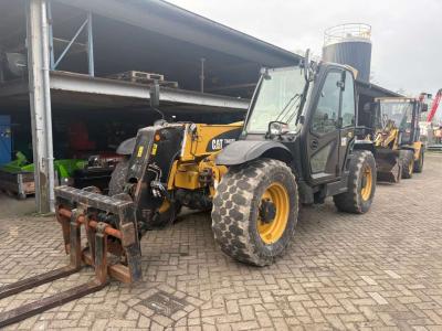 Caterpillar TH408D Photo 1