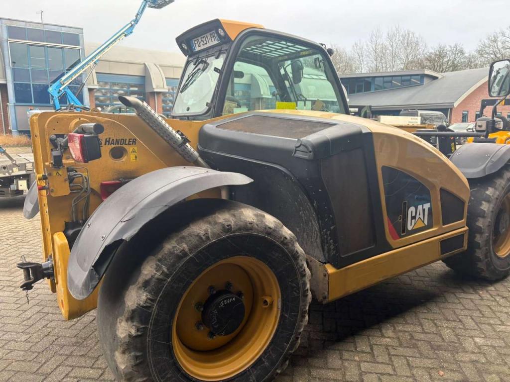 Caterpillar TH408D Photo 5
