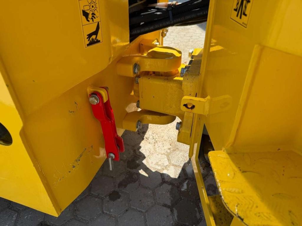 Bomag BW120 AD-5 Photo 13