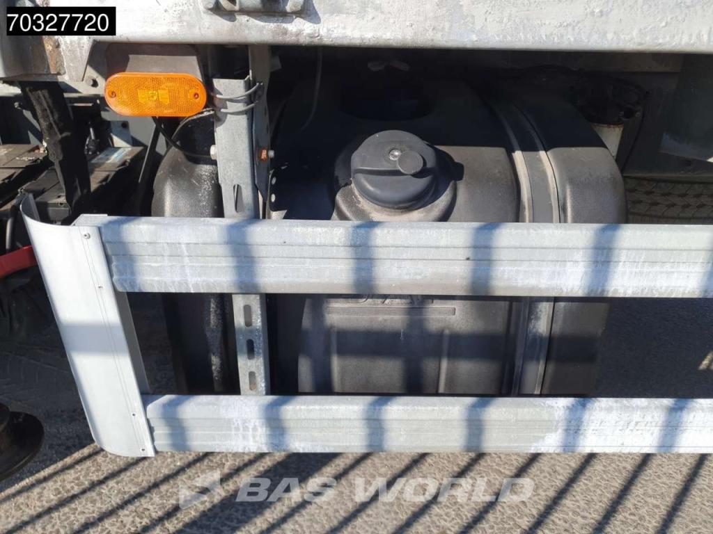 Daf LF 250 4X2 HYVA Crane Remote Euro 6 Photo 24