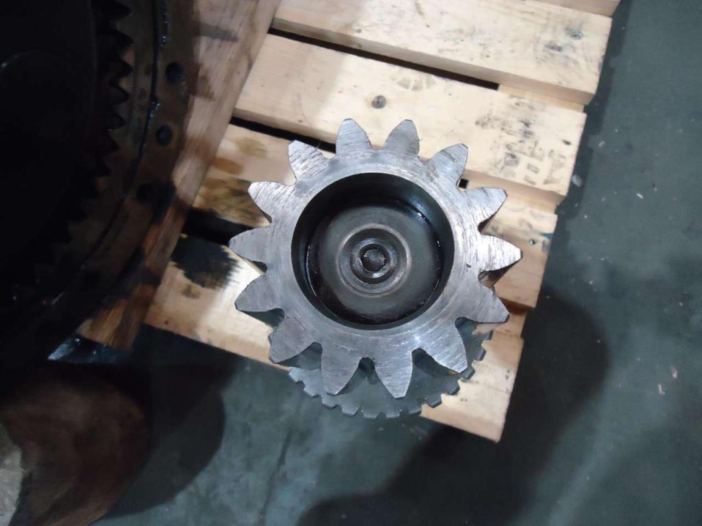 Essieu avant pour Fiat Kobelco W270 Photo 15